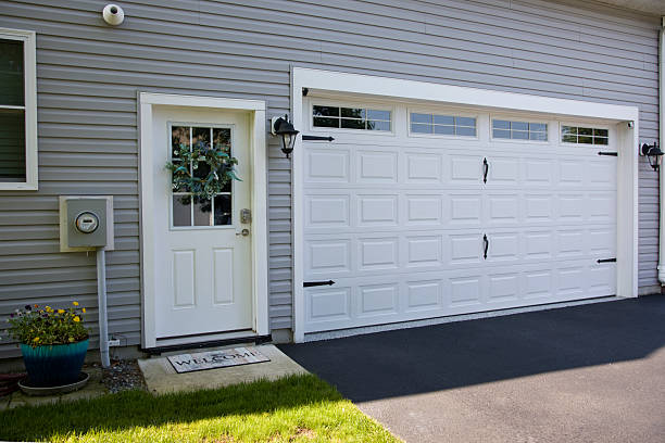 24/7 Emergency Garage Door Panel Replacement experts in Ninnekah, OK